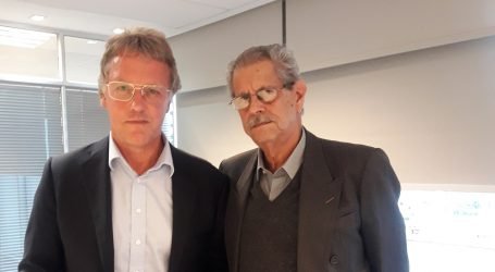 PETER RATCLIFFE EN BUENOS AIRES