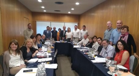100 AÑOS DE PROFESION